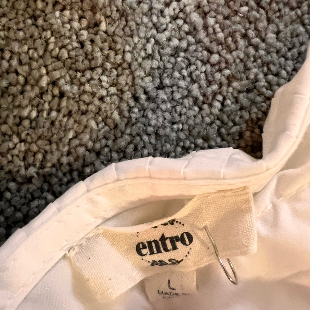 Ento White Ruffle blouse Large - Picture 2 of 2